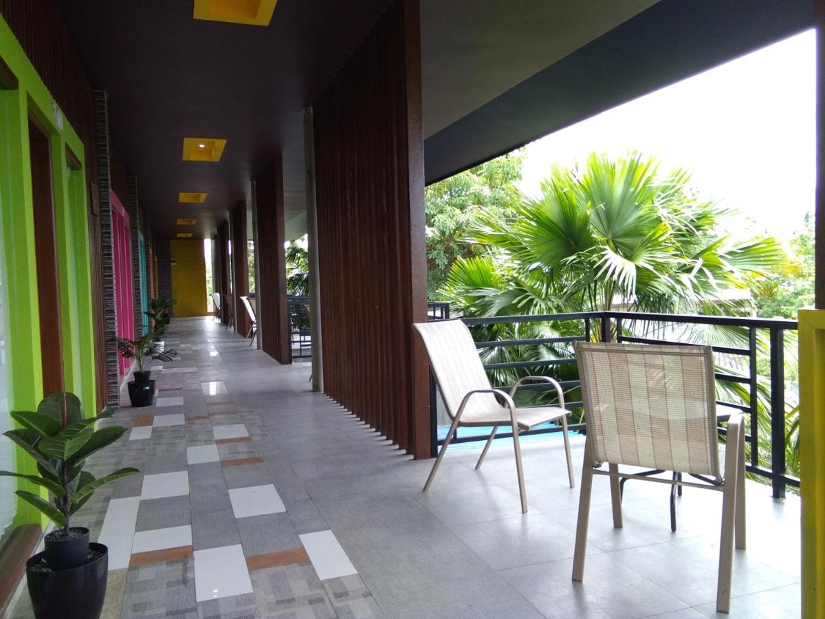 Lawaka Hotel Ampana Екстериор снимка